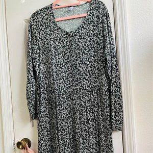 OLD NAVY Tiered- Hem Midi Swing Dress